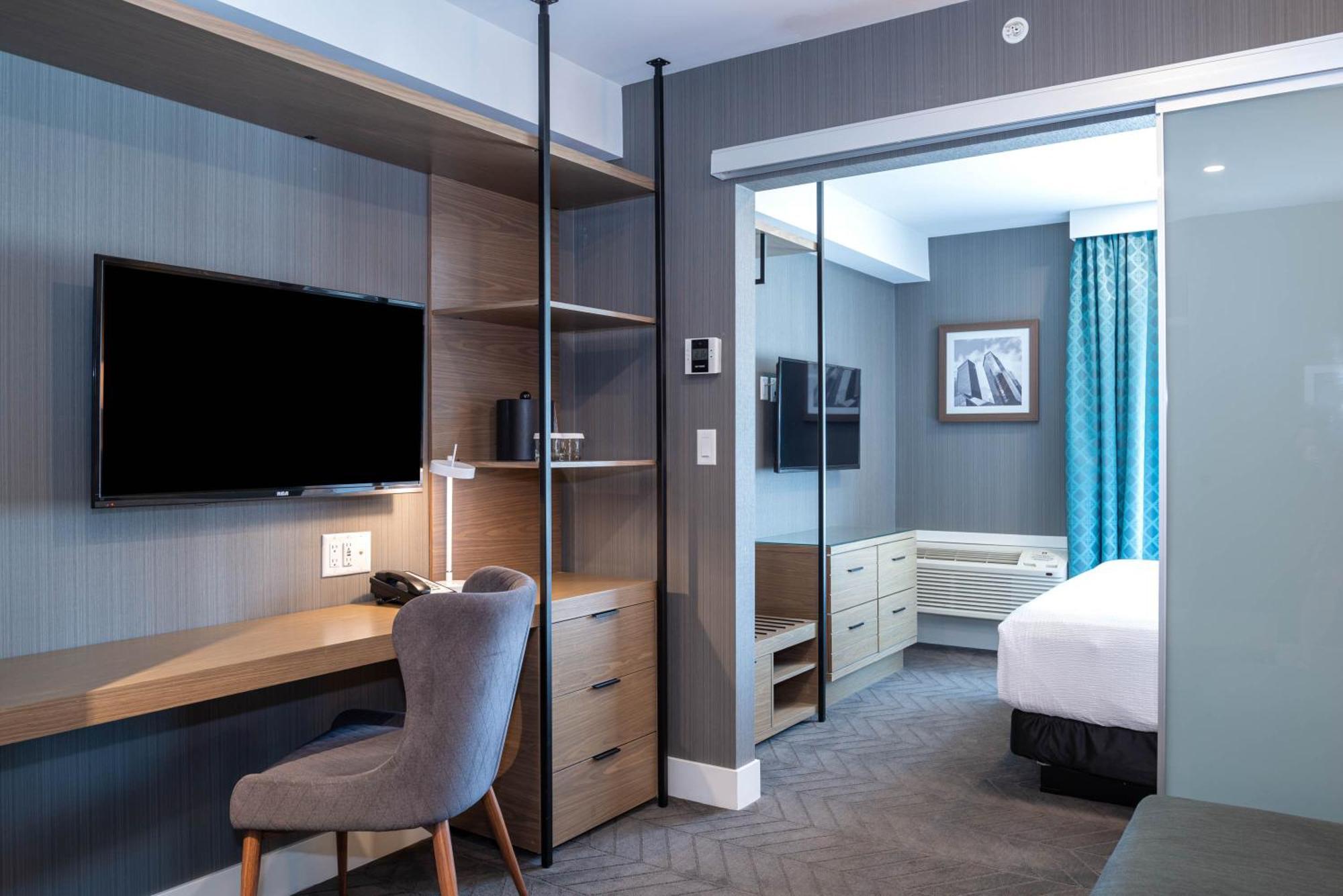 Sandman Signature Calgary Airport Hotel Экстерьер фото